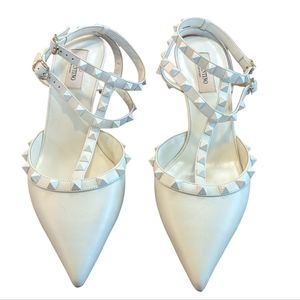Valentino Garavani Rockstud Ivory